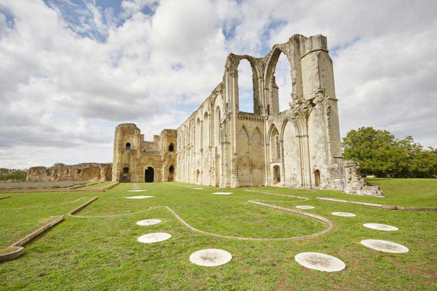 Abbaye de Maillezais - Vendée - hotel abbaye moreilles