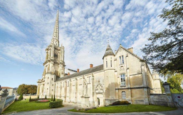 Cathédrale de Luçon - Hotel Lucon