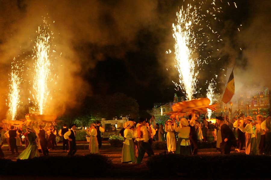 Cinescenie - Spectacle du soir - Puy du Fou - Chambre d'hote famille puy du fou